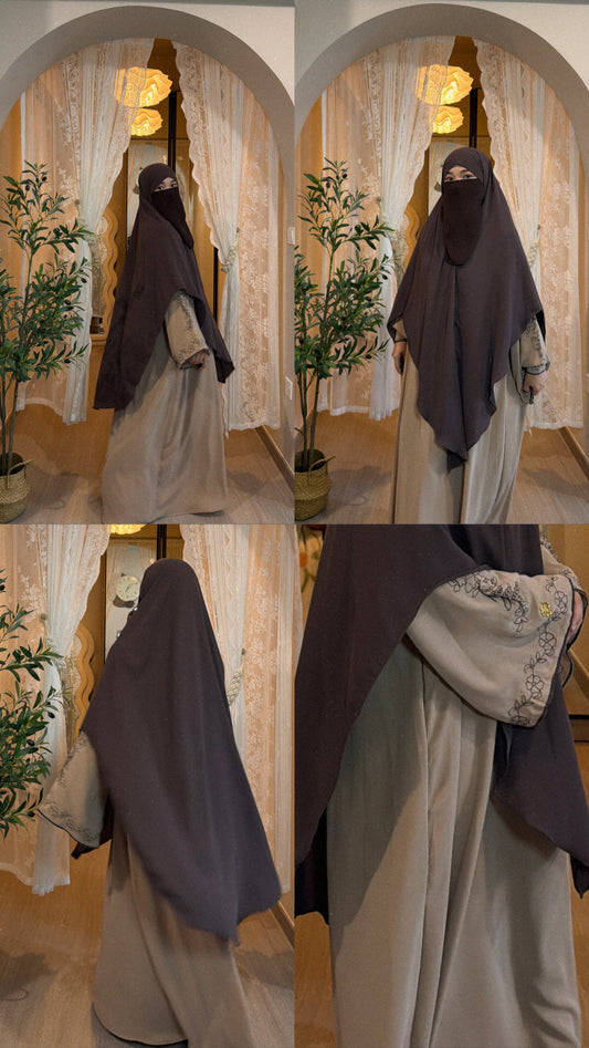 DELINA ABAYA