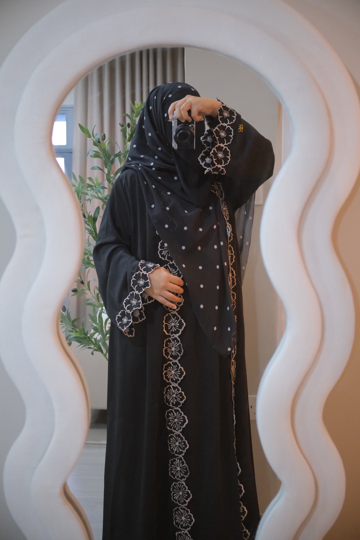 AURELIA ABAYA