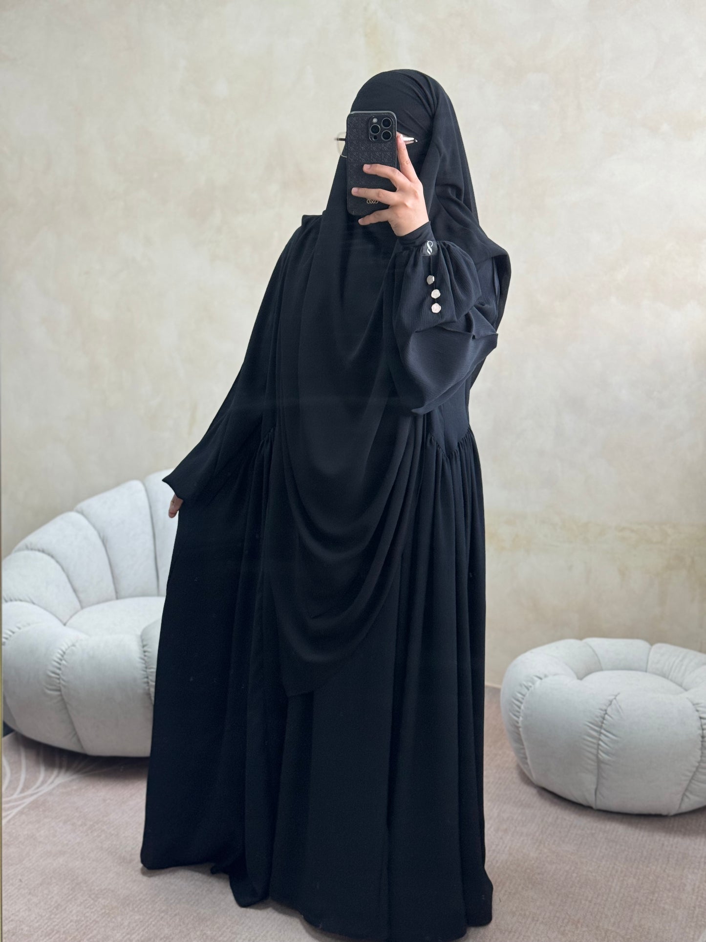 DAHLIA ABAYA