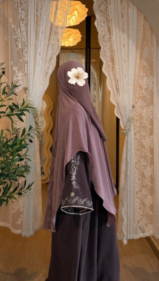 DELINA KHIMAR